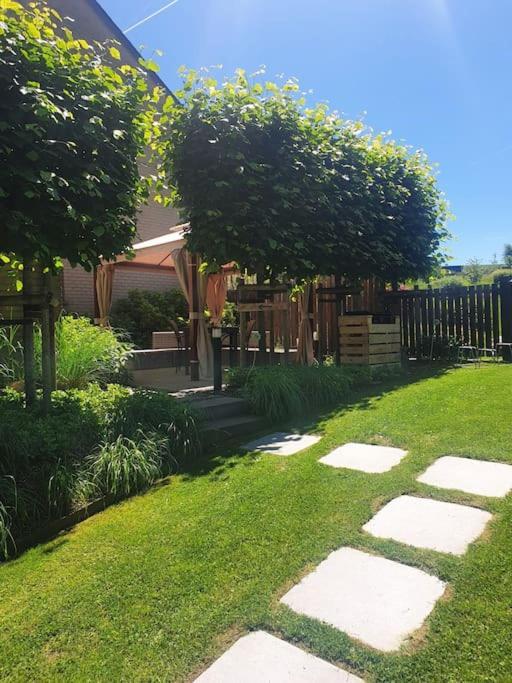 Le Haut' Mont Manhay Exterior photo